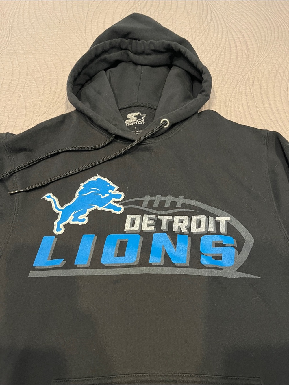 STARTER Men's Black Detroit Lions Crewneck Hoodie with Blue Logo - Picture 3 of 4